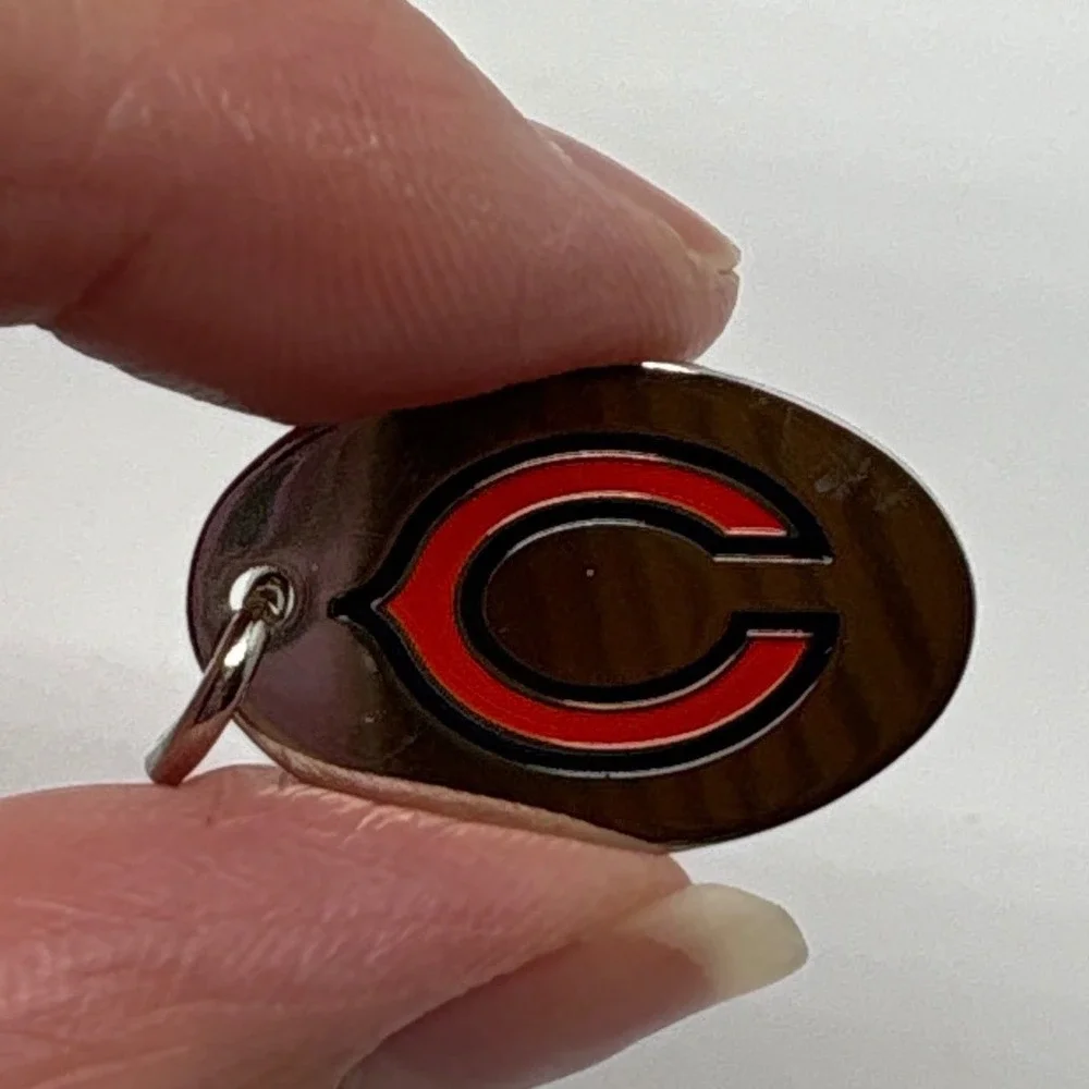 Chicago Bears Logo‎ Oval Metal Charm Pendant NFL Football Fan Gear Da Bears